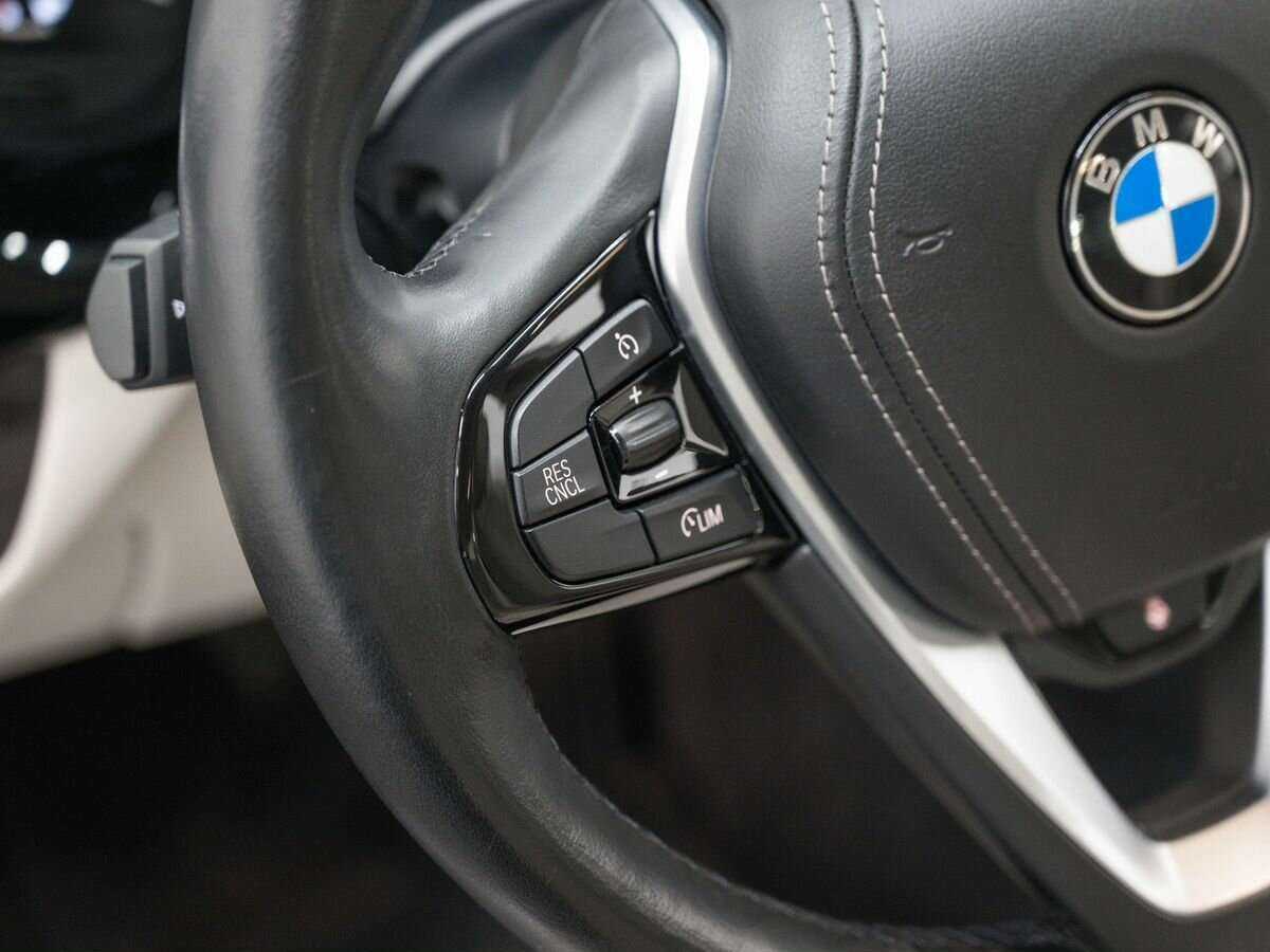 БМВ 5 серии б/у, 2018, Автоматическая. Фото: #16