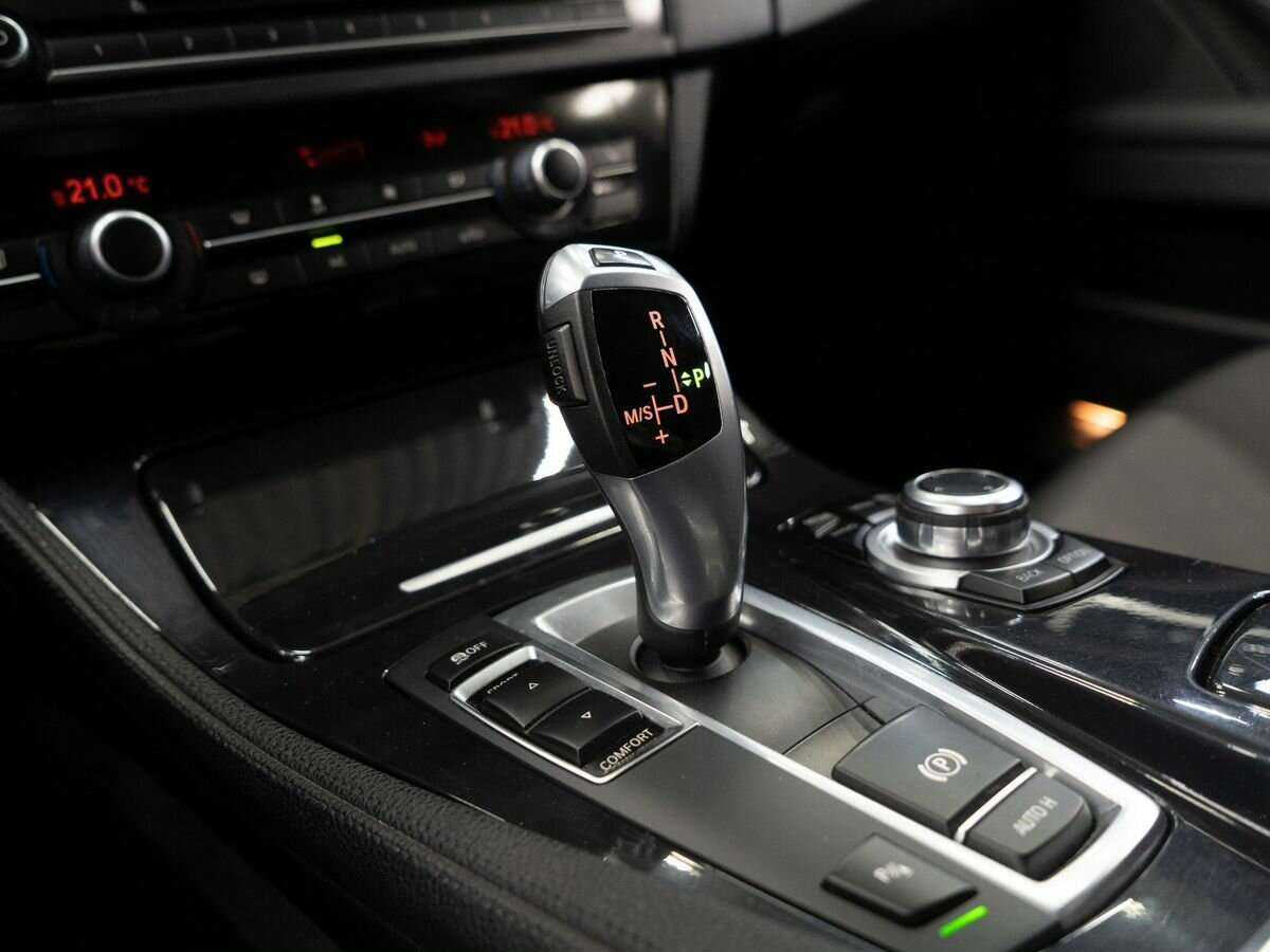 БМВ 5 серии б/у, 2014, Автоматическая. Фото: #11