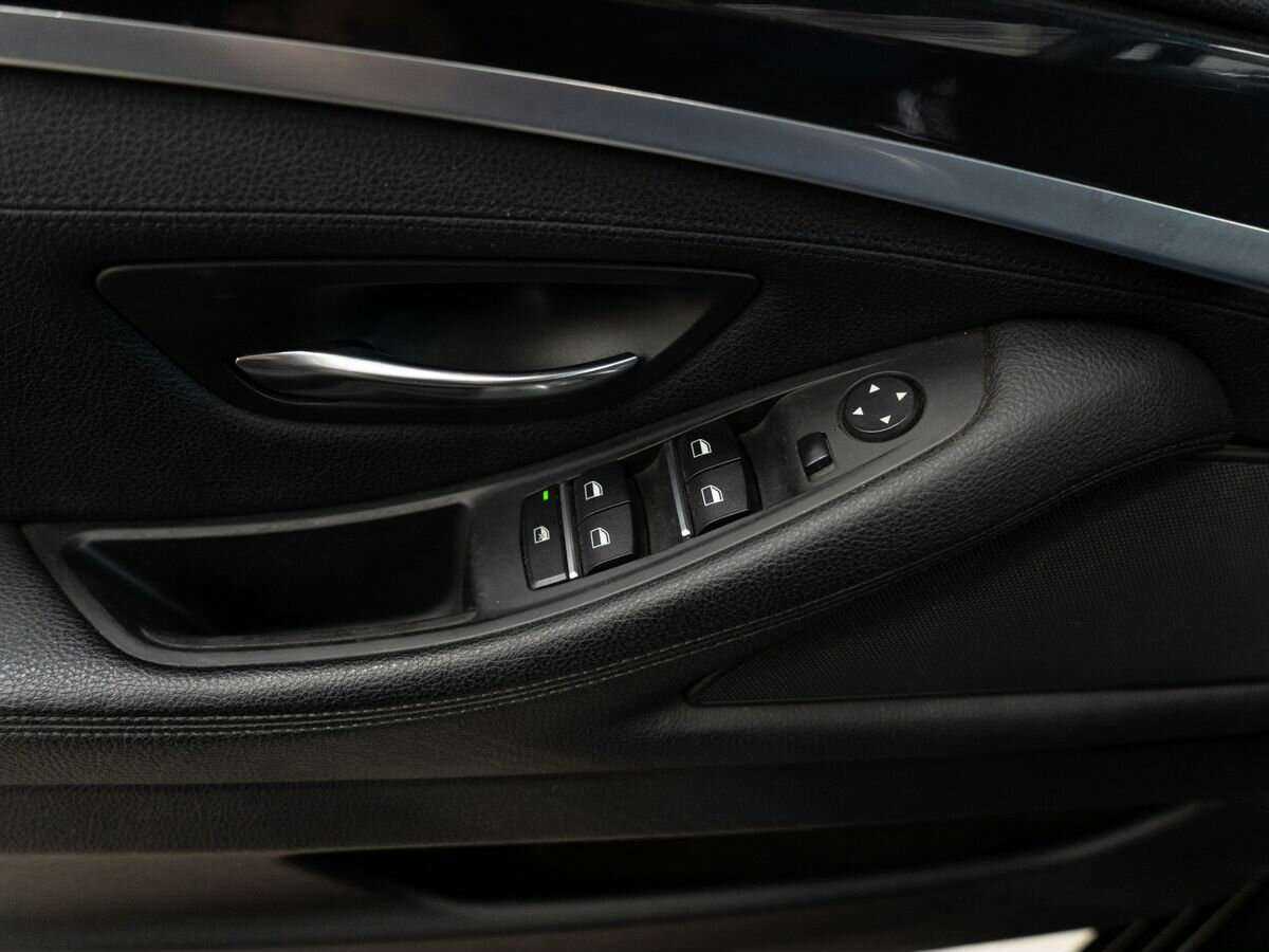 БМВ 5 серии б/у, 2014, Автоматическая. Фото: #12