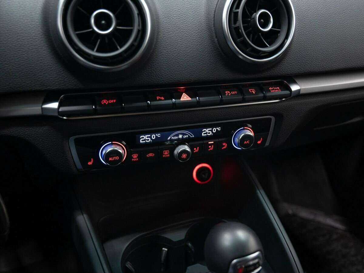 Ауди А3 б/у, 2016, Роботизированная. Фото: #21