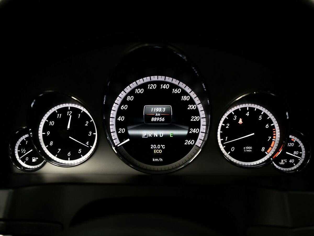 Мерседес-Бенц Е-Класс б/у, 2012, Автоматическая. Фото: #10