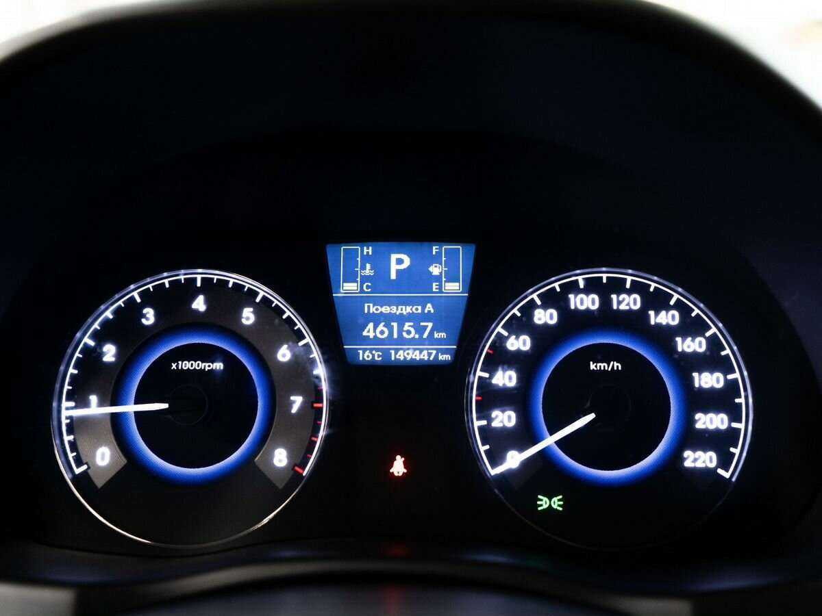 Хендай Солярис б/у, 2015, Автоматическая. Фото: #11