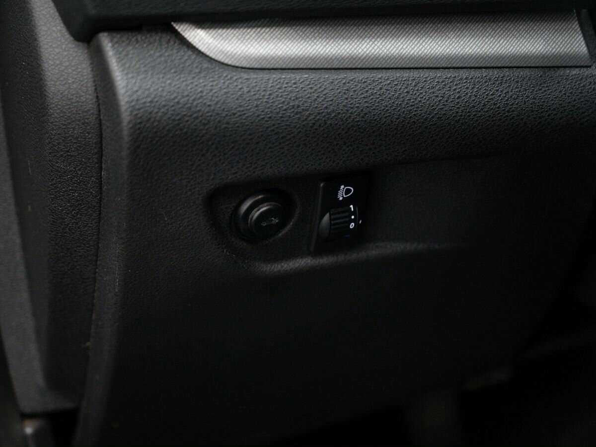 Лада (ВАЗ) Веста б/у, 2015, Механическая. Фото: #15