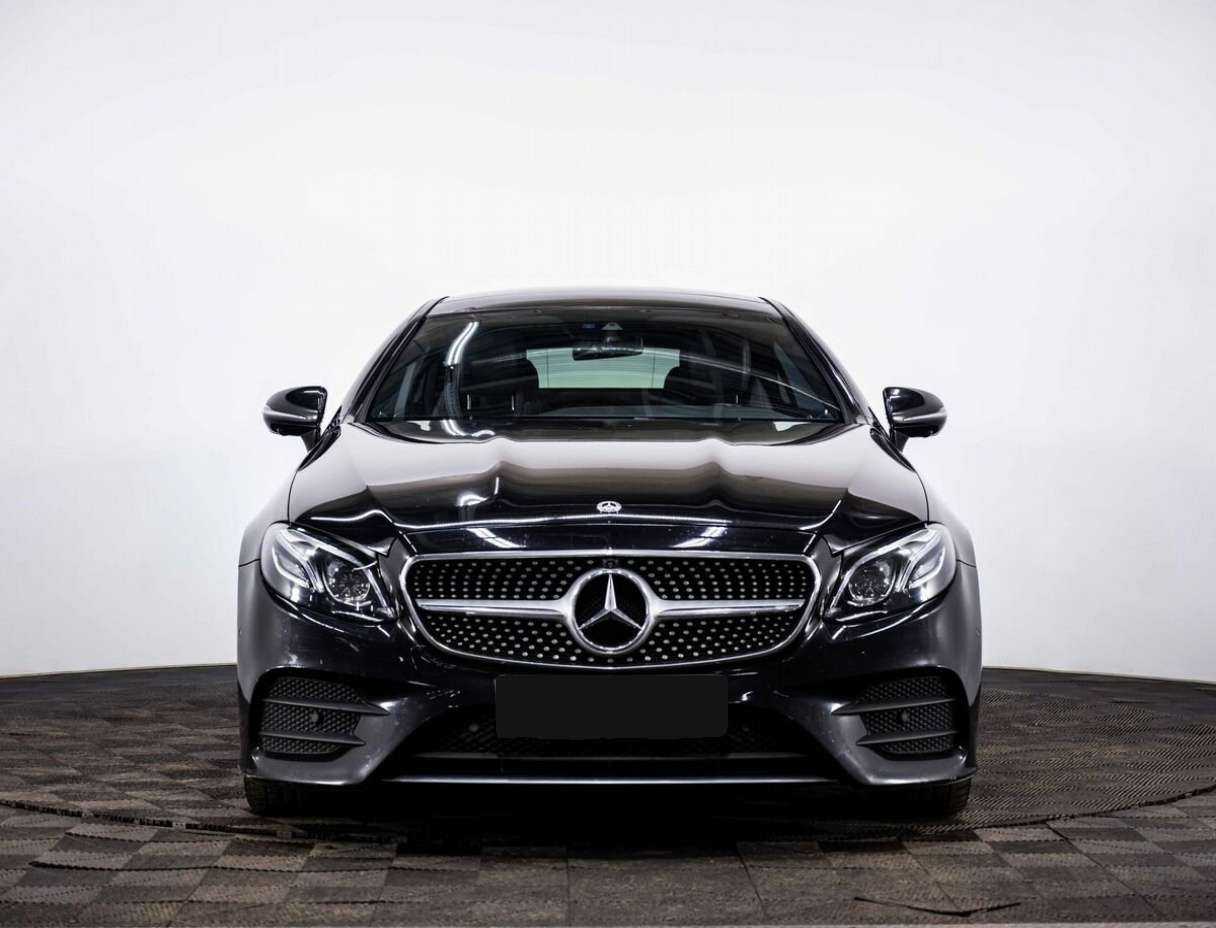 Мерседес-Бенц Е-Класс б/у, 2017, Автоматическая. Фото: #1