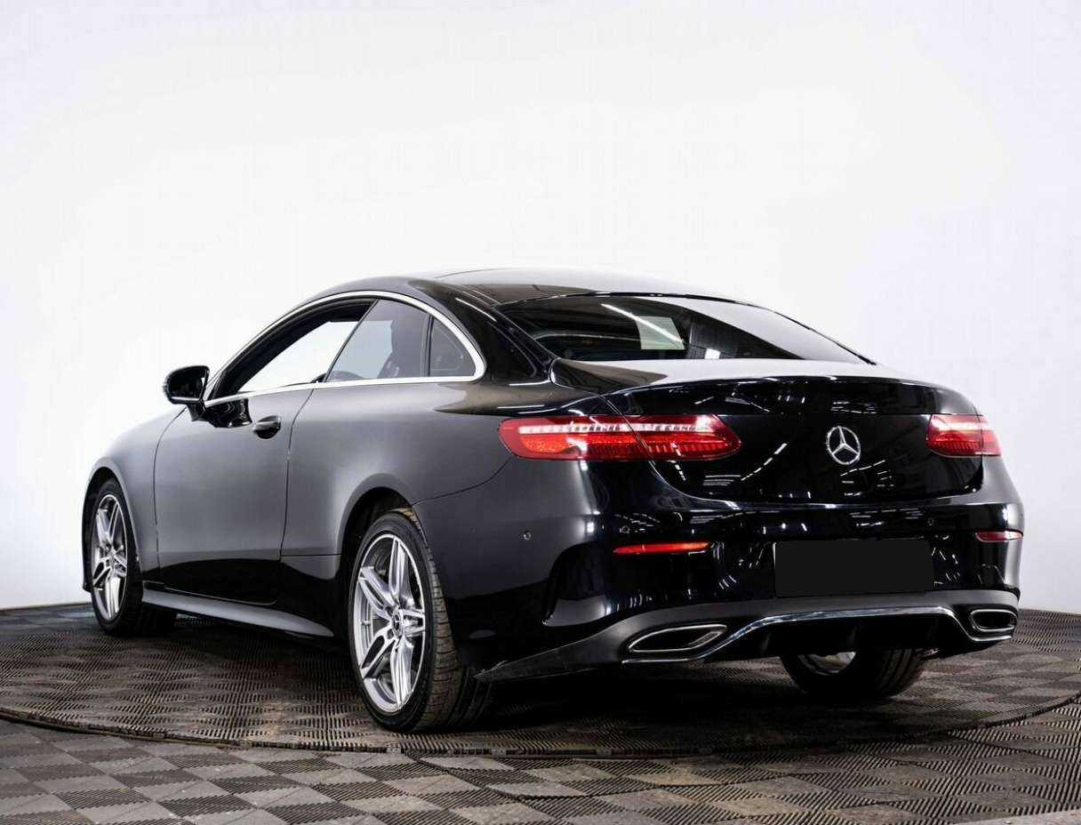 Мерседес-Бенц Е-Класс б/у, 2017, Автоматическая. Фото: #3