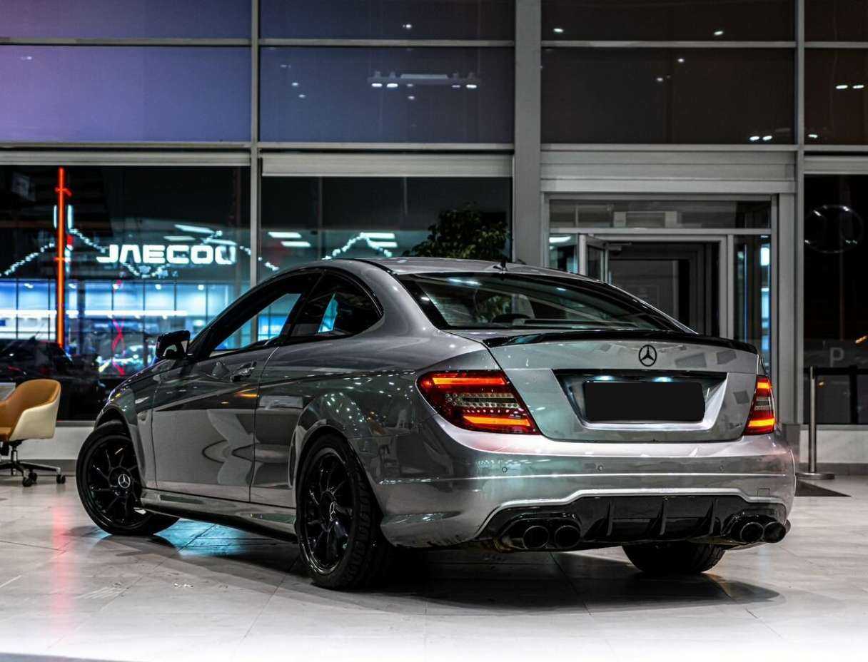 Мерседес-Бенц Ц-Класс б/у, 2012, Автоматическая. Фото: #3