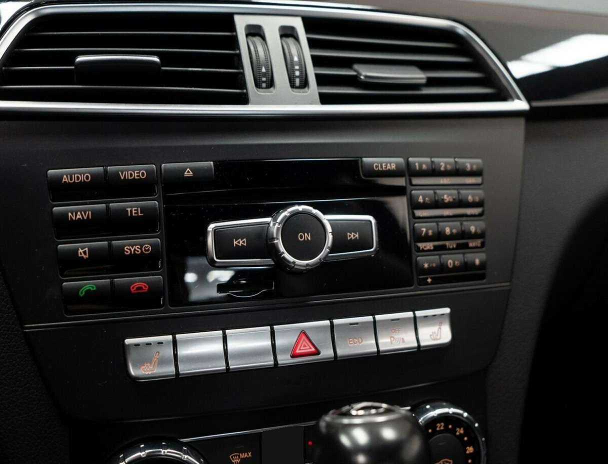 Мерседес-Бенц Ц-Класс б/у, 2012, Автоматическая. Фото: #11