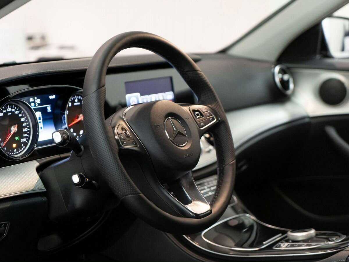 Мерседес-Бенц Е-Класс б/у, 2017, Автоматическая. Фото: #4