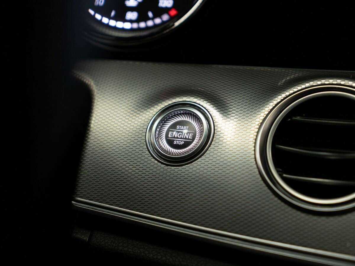 Мерседес-Бенц Е-Класс б/у, 2017, Автоматическая. Фото: #11