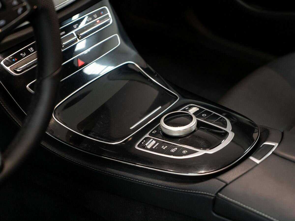 Мерседес-Бенц Е-Класс б/у, 2017, Автоматическая. Фото: #12