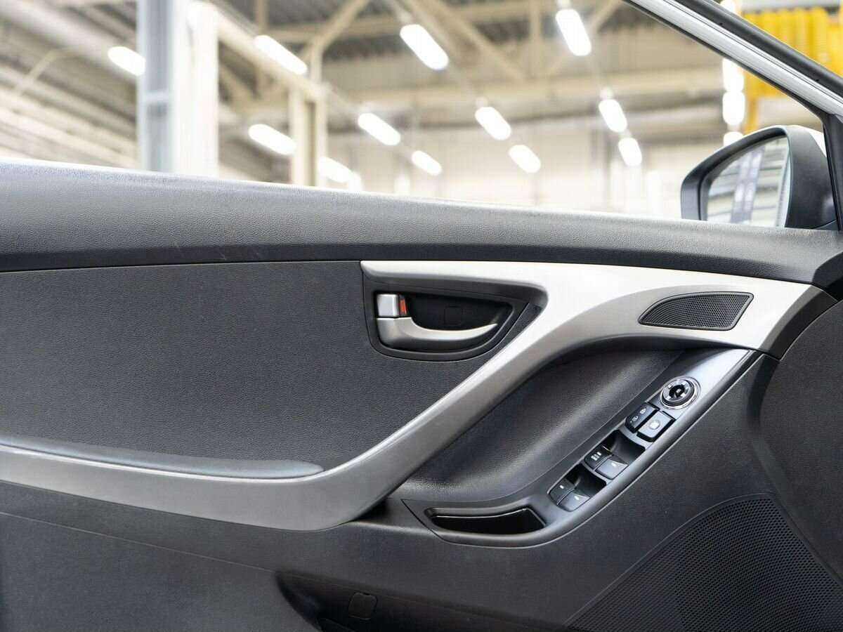 Hyundai Elantra б/у, 2012, Автоматическая. Фото: #14