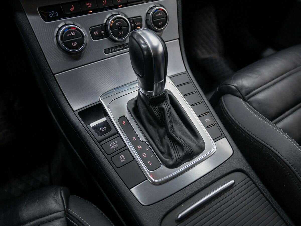 Volkswagen Passat CC б/у, 2012, Роботизированная. Фото: #22