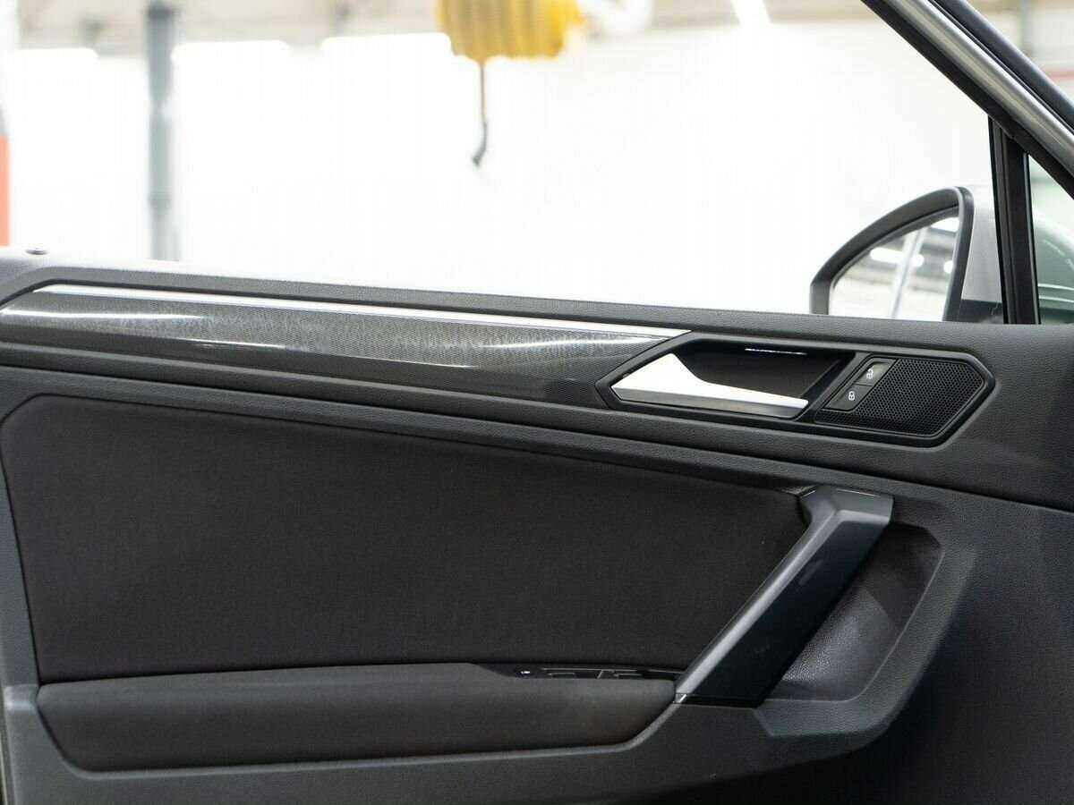 Volkswagen Tiguan б/у, 2019, Роботизированная. Фото: #14