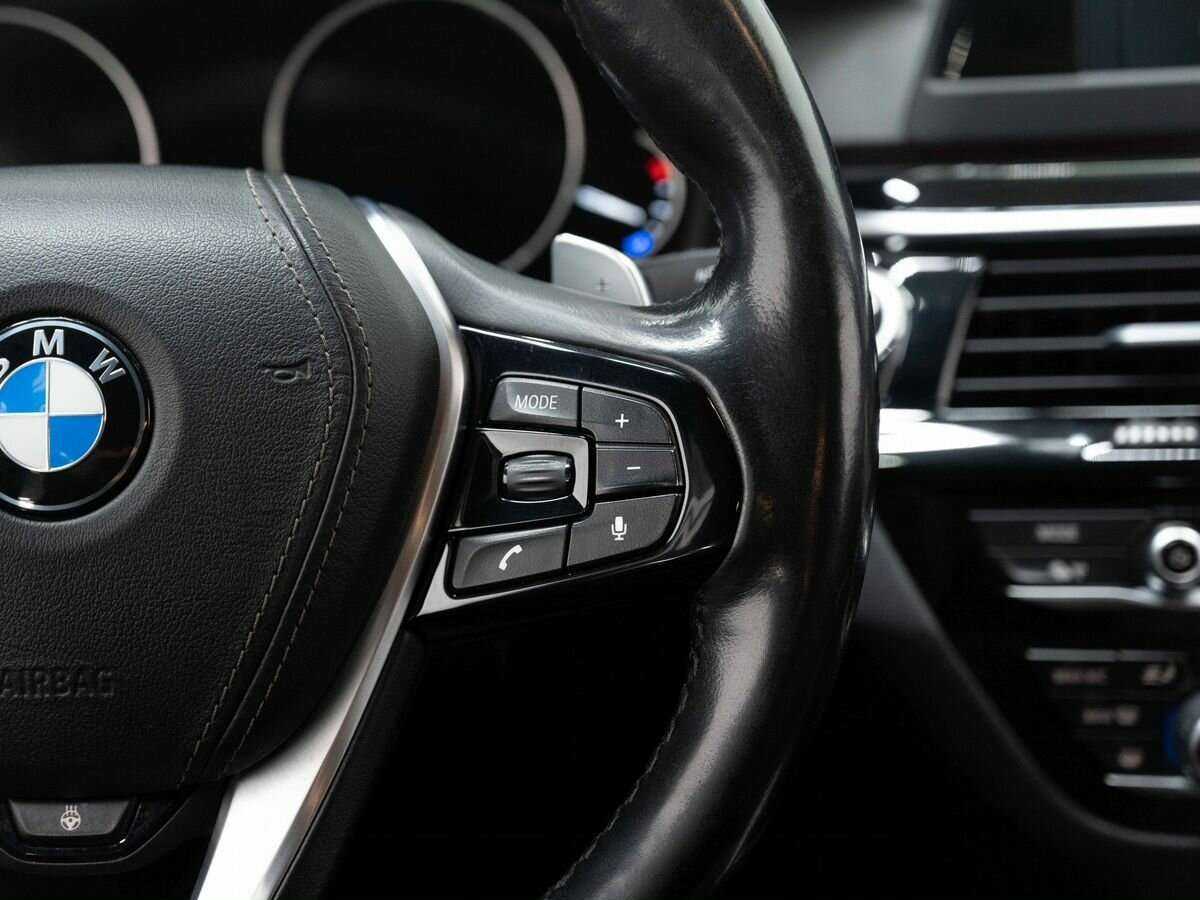 БМВ 5 серии б/у, 2019, Автоматическая. Фото: #15