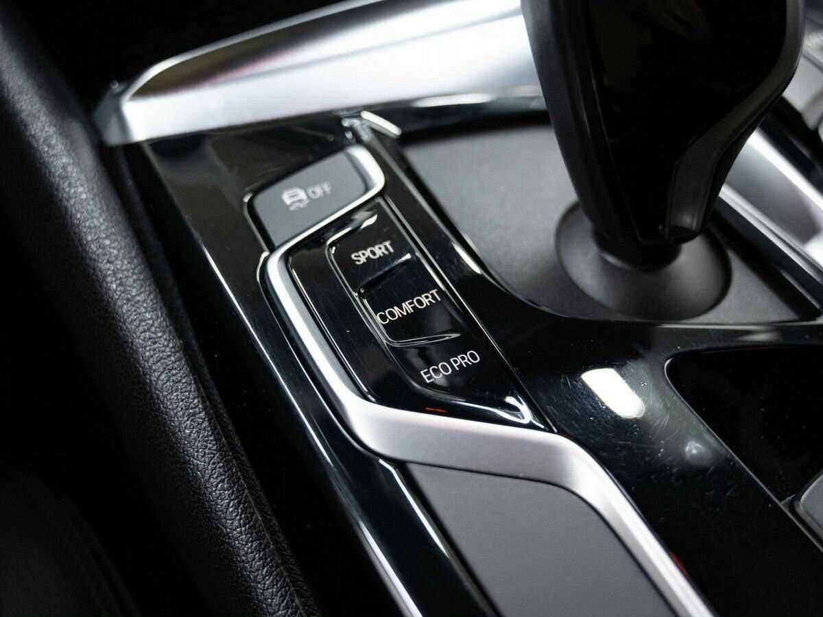 БМВ 5 серии б/у, 2019, Автоматическая. Фото: #22