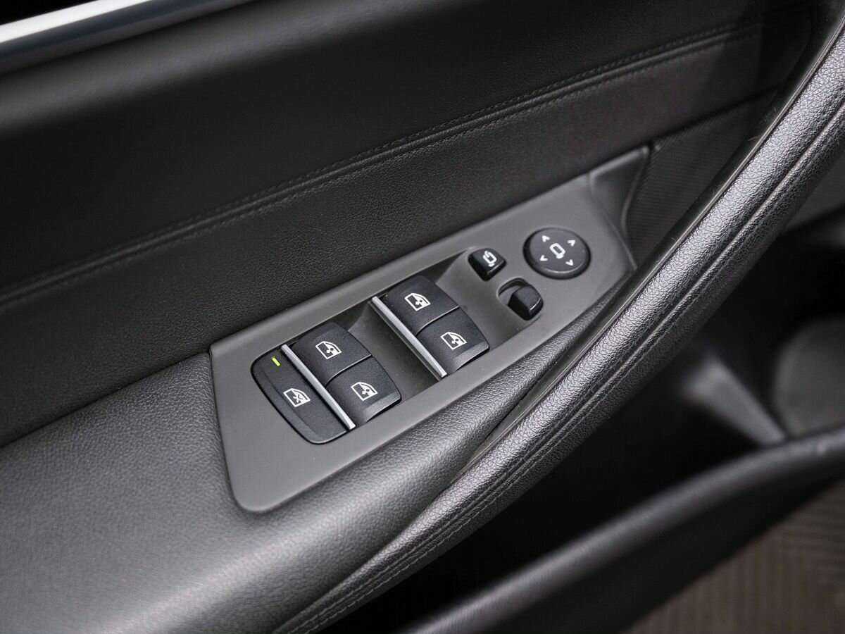 БМВ 5 серии б/у, 2019, Автоматическая. Фото: #26