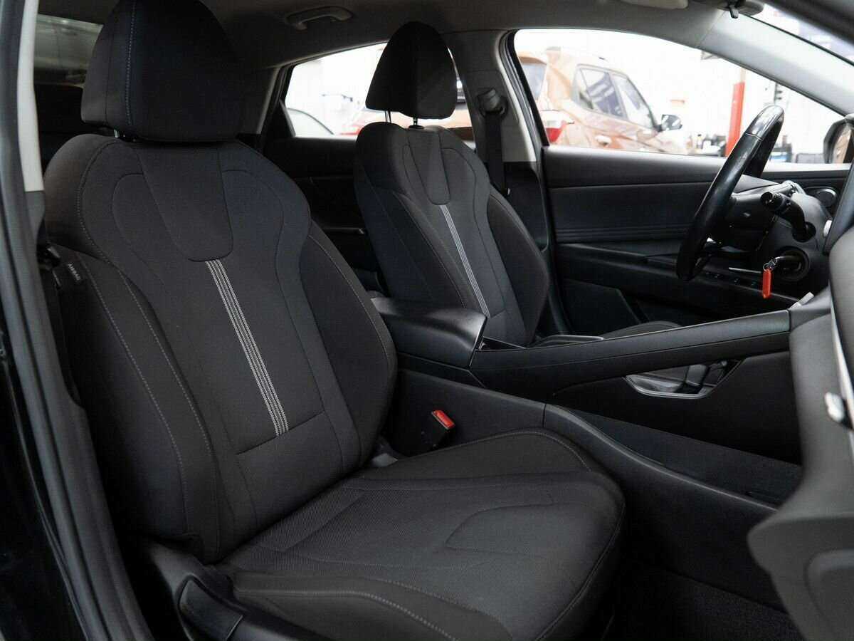 Hyundai Elantra б/у, 2021, Автоматическая. Фото: #9