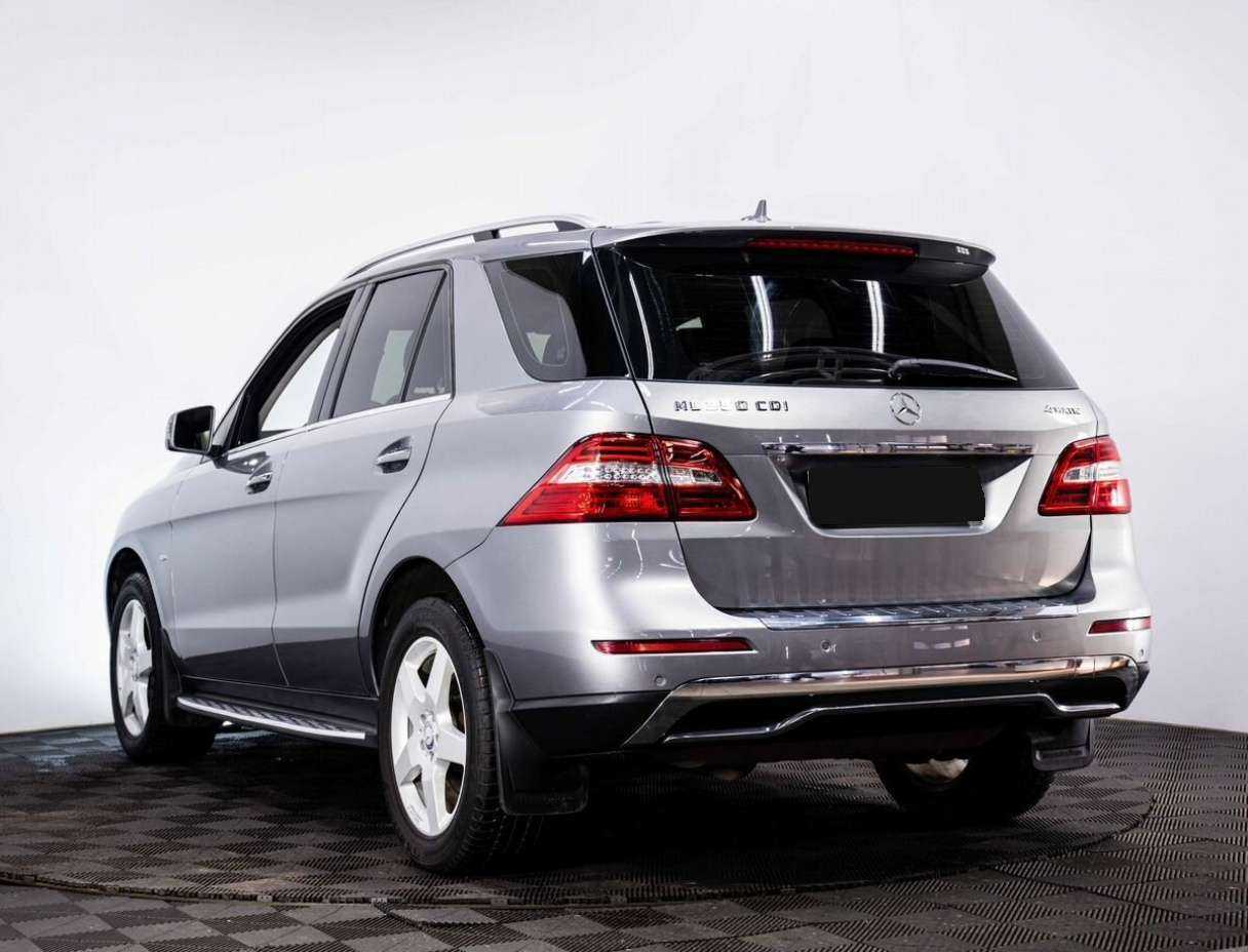 Мерседес-Бенц М-Класс б/у, 2012, Автоматическая. Фото: #2