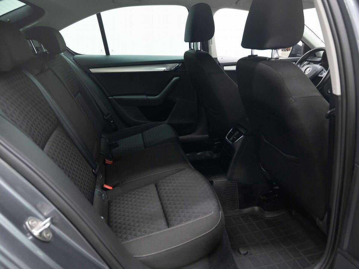 Шкода Октавия б/у, 2016, Роботизированная. Фото: #9