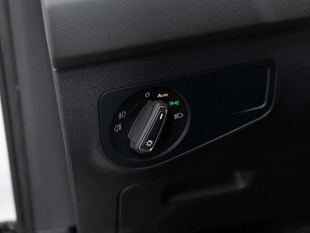 Volkswagen Tiguan б/у, 2019, Роботизированная. Фото: #19