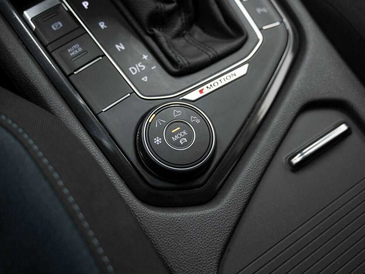 Volkswagen Tiguan б/у, 2019, Роботизированная. Фото: #21