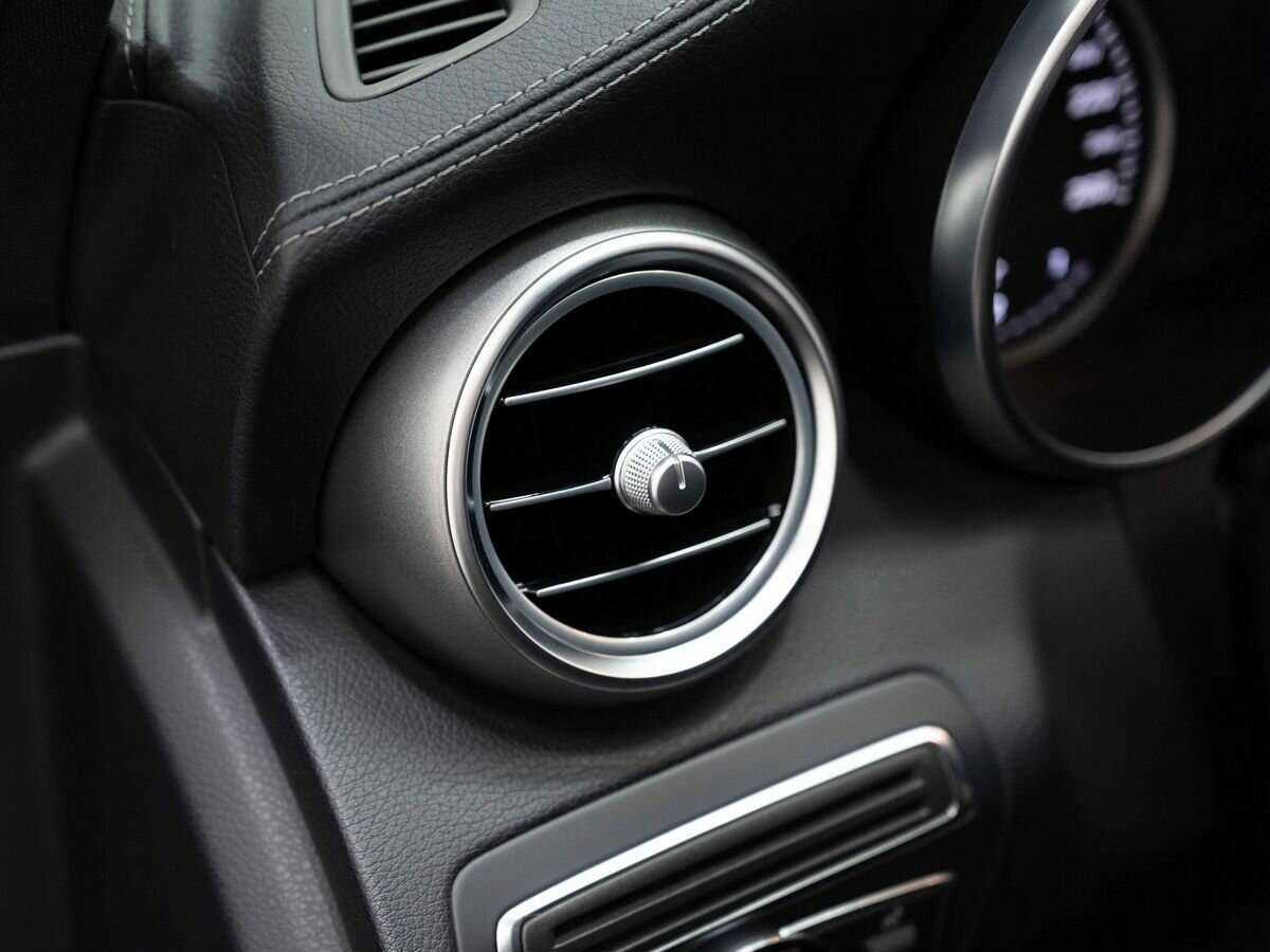 Мерседес-Бенц Ц-Класс б/у, 2014, Автоматическая. Фото: #19