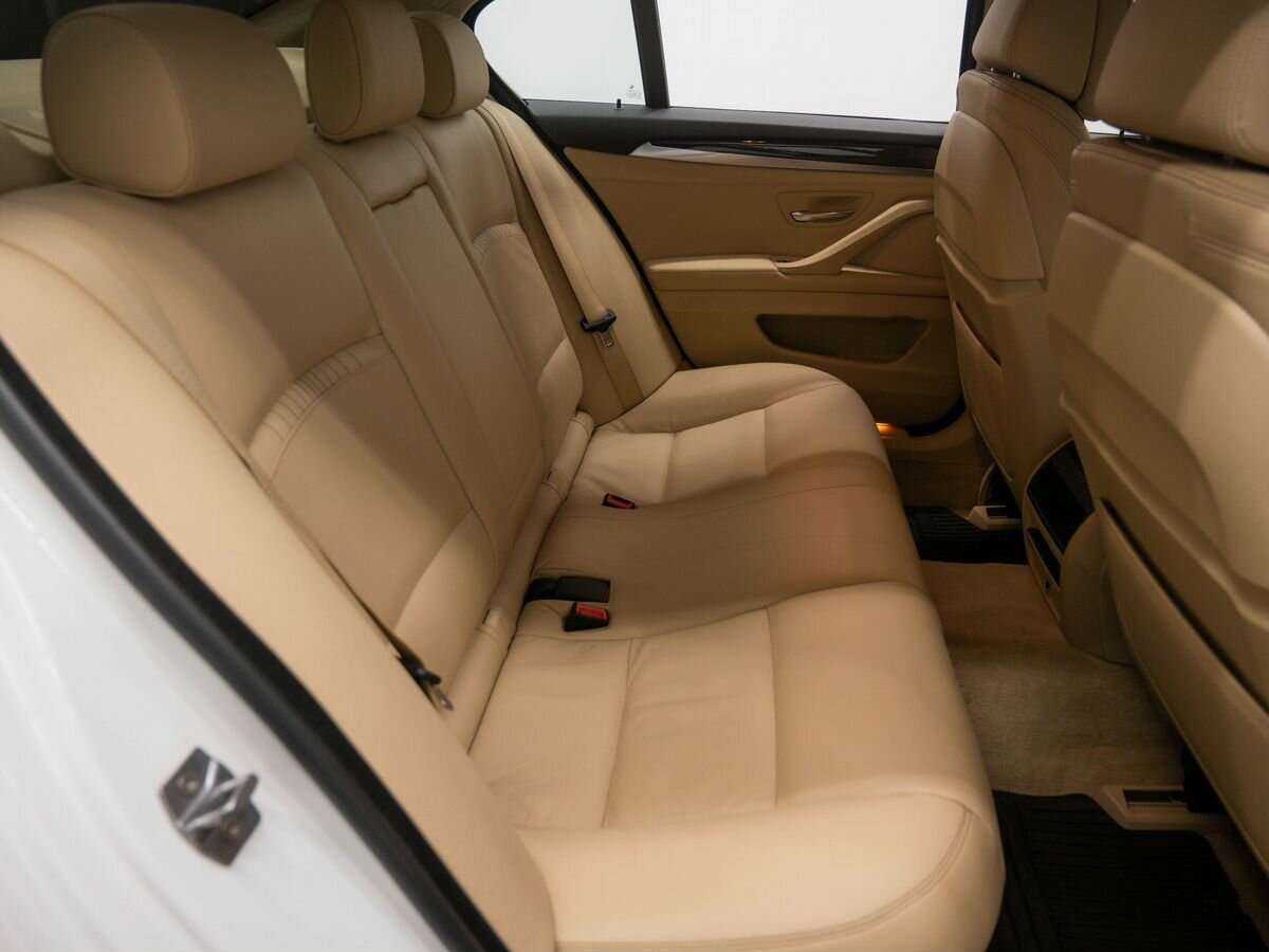 БМВ 5 серии б/у, 2015, Автоматическая. Фото: #7