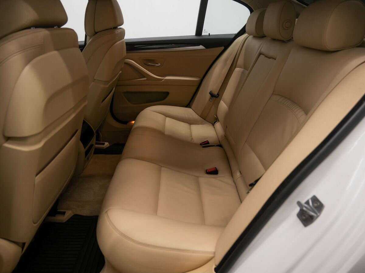 БМВ 5 серии б/у, 2015, Автоматическая. Фото: #10