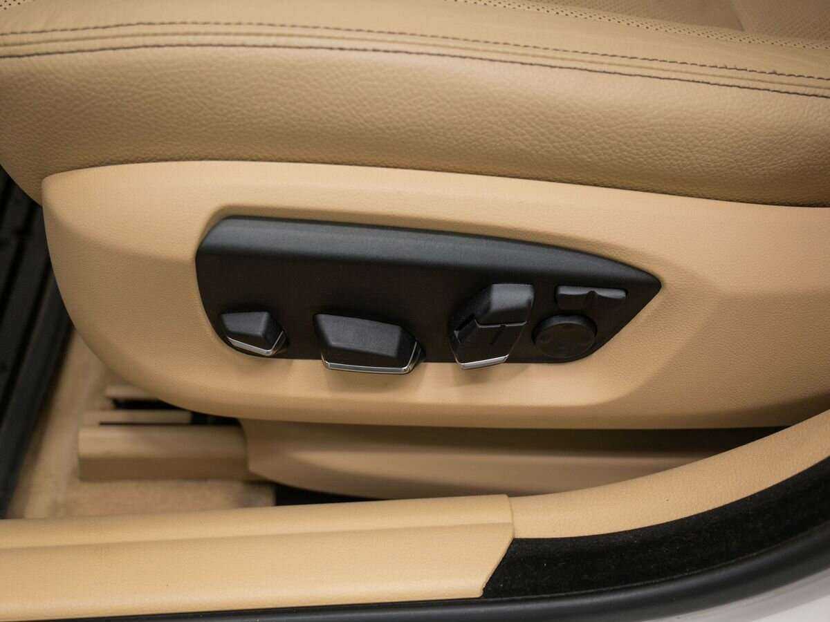 БМВ 5 серии б/у, 2015, Автоматическая. Фото: #14