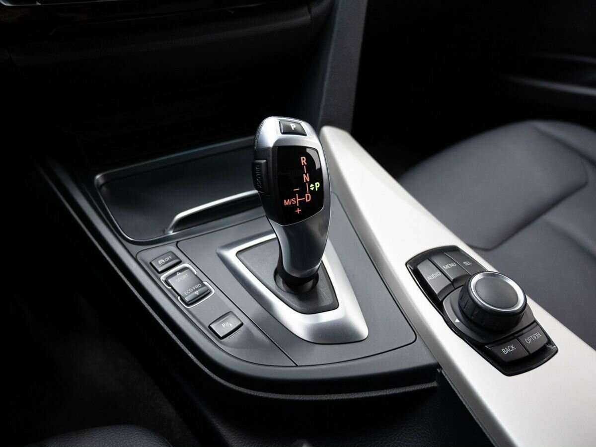 БМВ 3 серии б/у, 2016, Автоматическая. Фото: #16