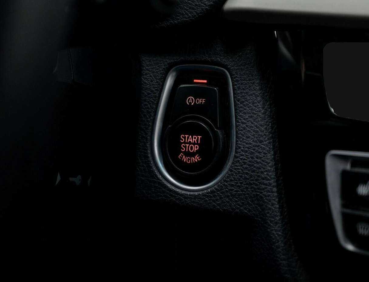 БМВ 3 серии б/у, 2016, Автоматическая. Фото: #20