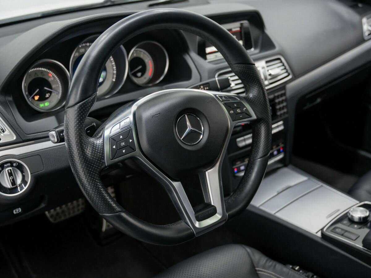 Мерседес-Бенц Е-Класс б/у, 2014, Автоматическая. Фото: #16