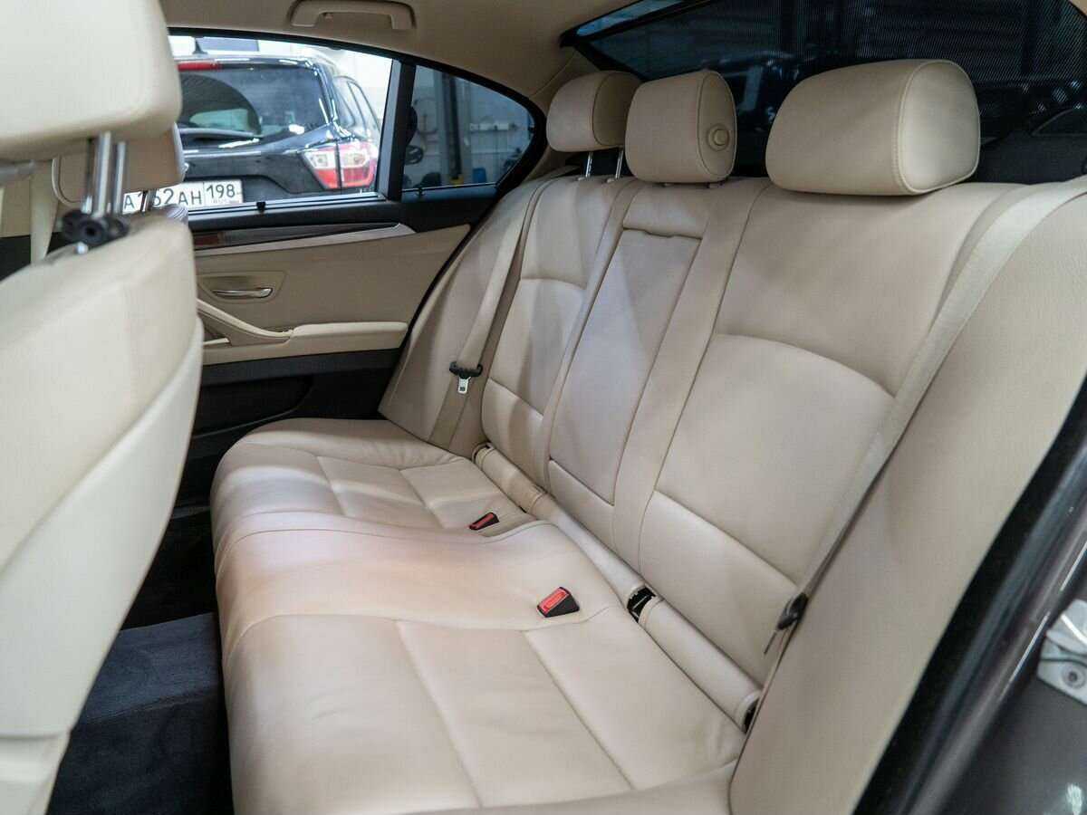 БМВ 5 серии б/у, 2012, Автоматическая. Фото: #6