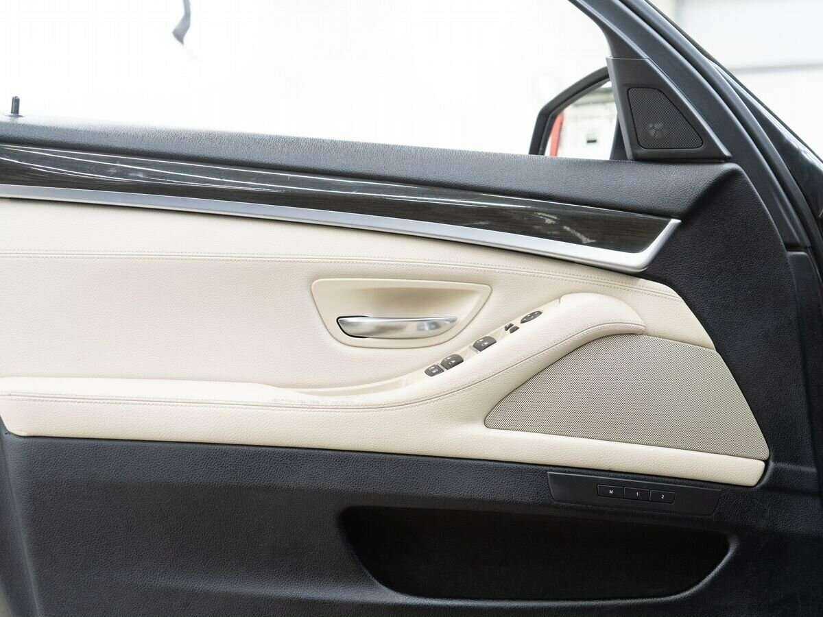 БМВ 5 серии б/у, 2012, Автоматическая. Фото: #14