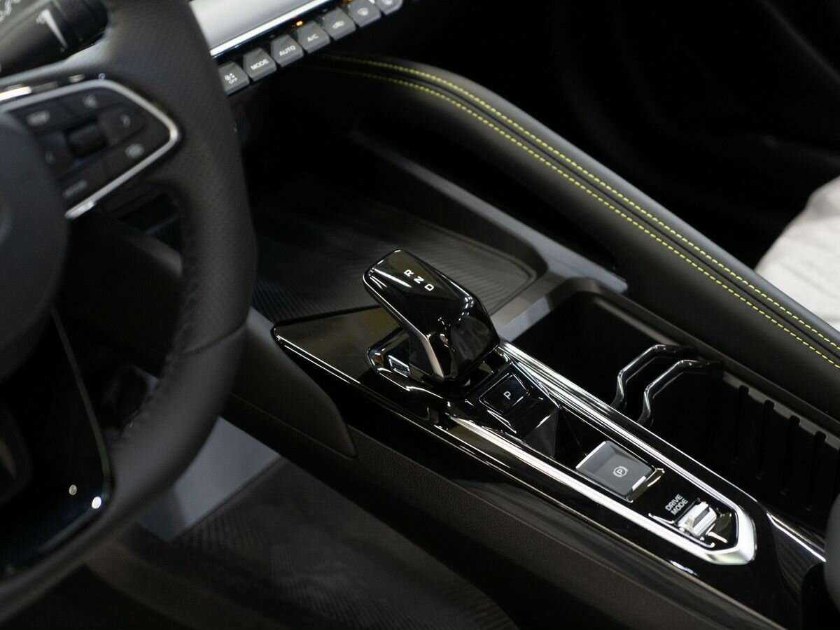 Джили Кулрэй б/у, 2023, Роботизированная. Фото: #12