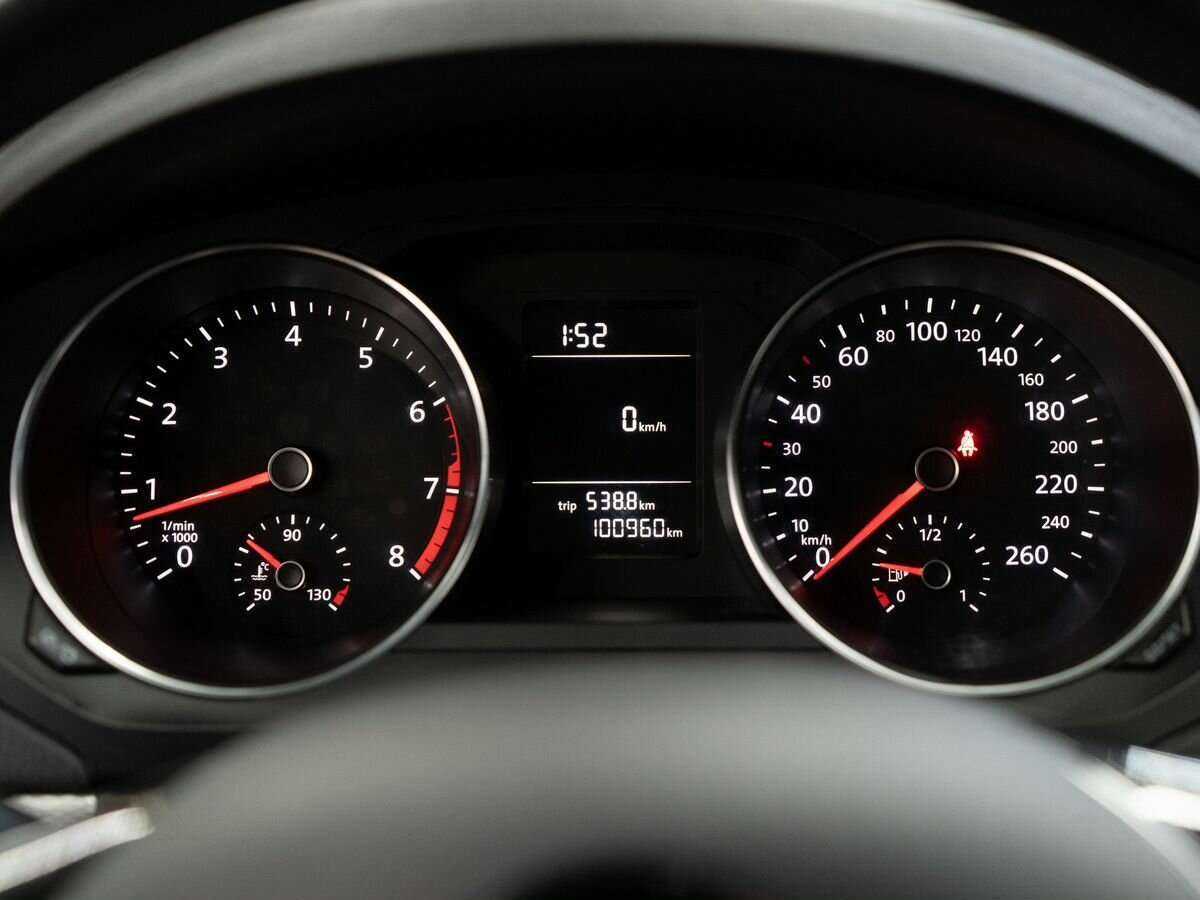 Volkswagen Jetta б/у, 2016, Механическая. Фото: #10