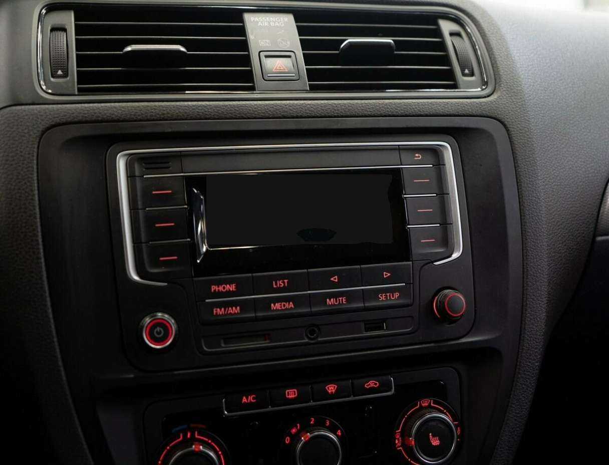 Volkswagen Jetta б/у, 2016, Механическая. Фото: #12