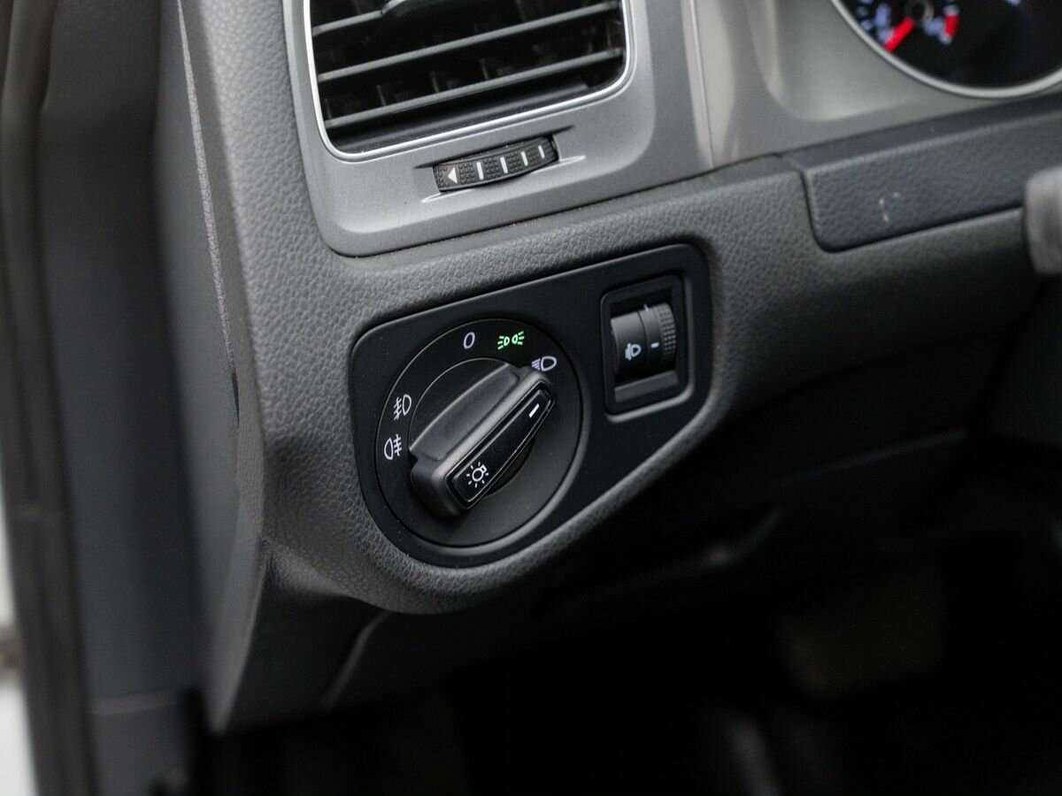 Volkswagen Golf б/у, 2014, Роботизированная. Фото: #17