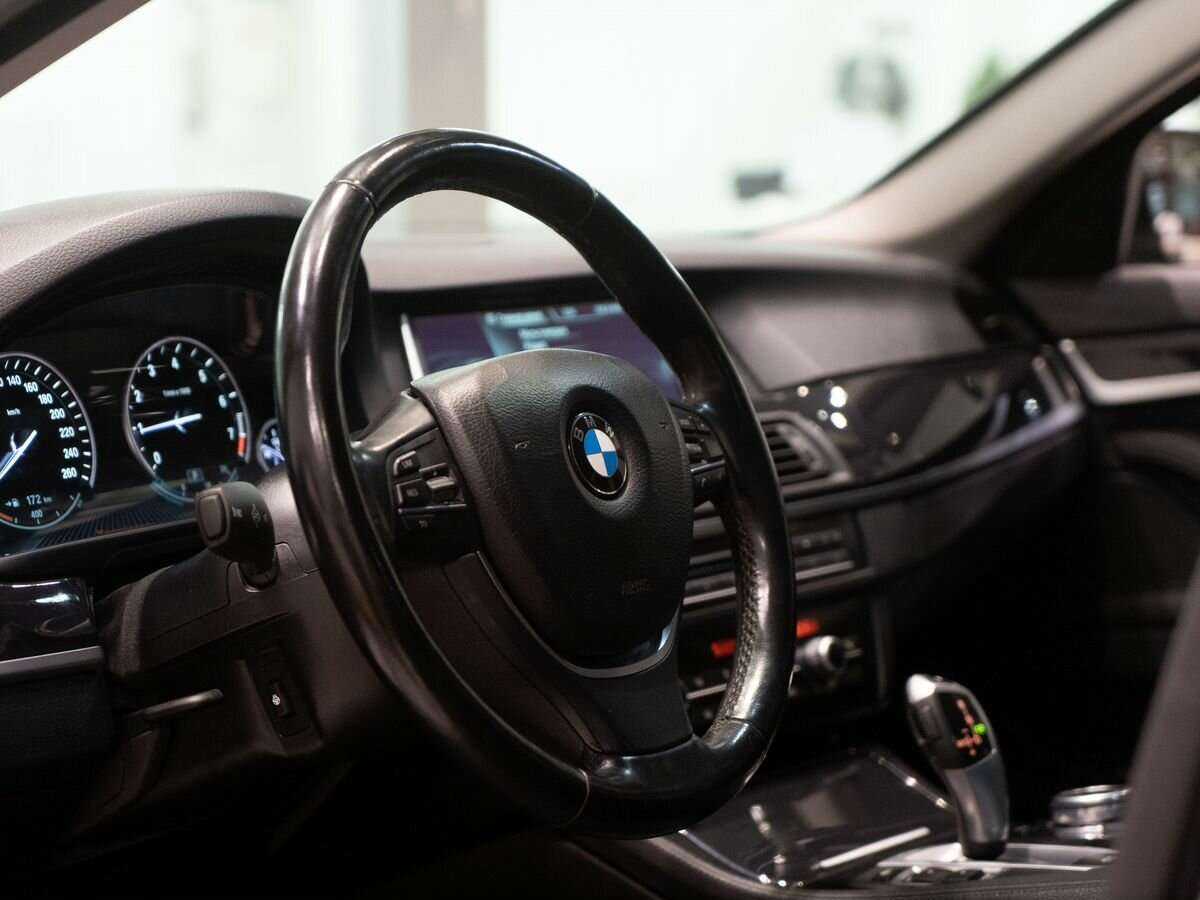 БМВ 5 серии б/у, 2016, Автоматическая. Фото: #4