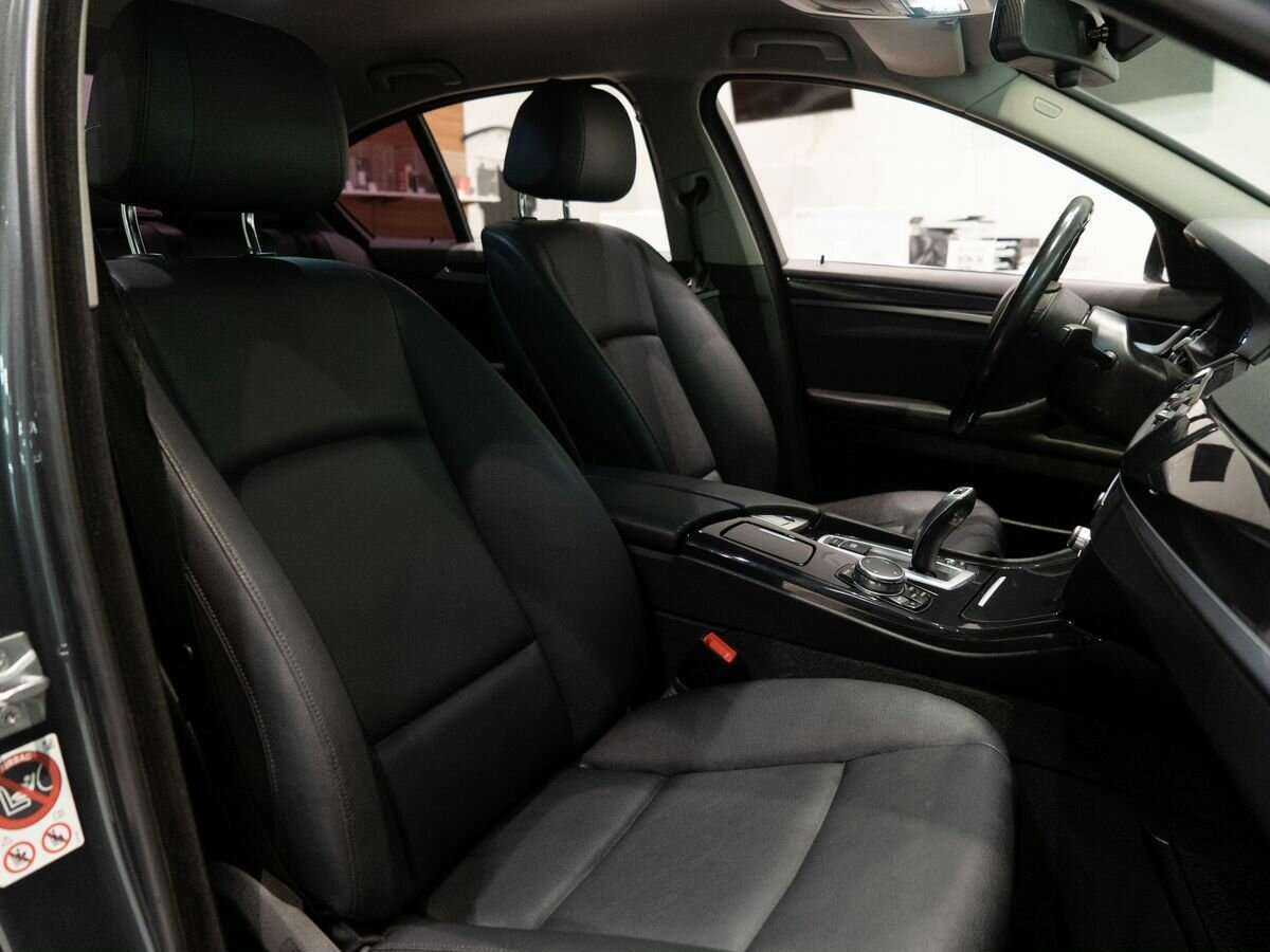 БМВ 5 серии б/у, 2016, Автоматическая. Фото: #8