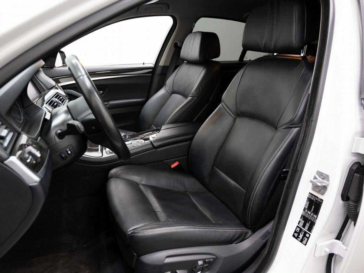 БМВ 5 серии б/у, 2016, Автоматическая. Фото: #7