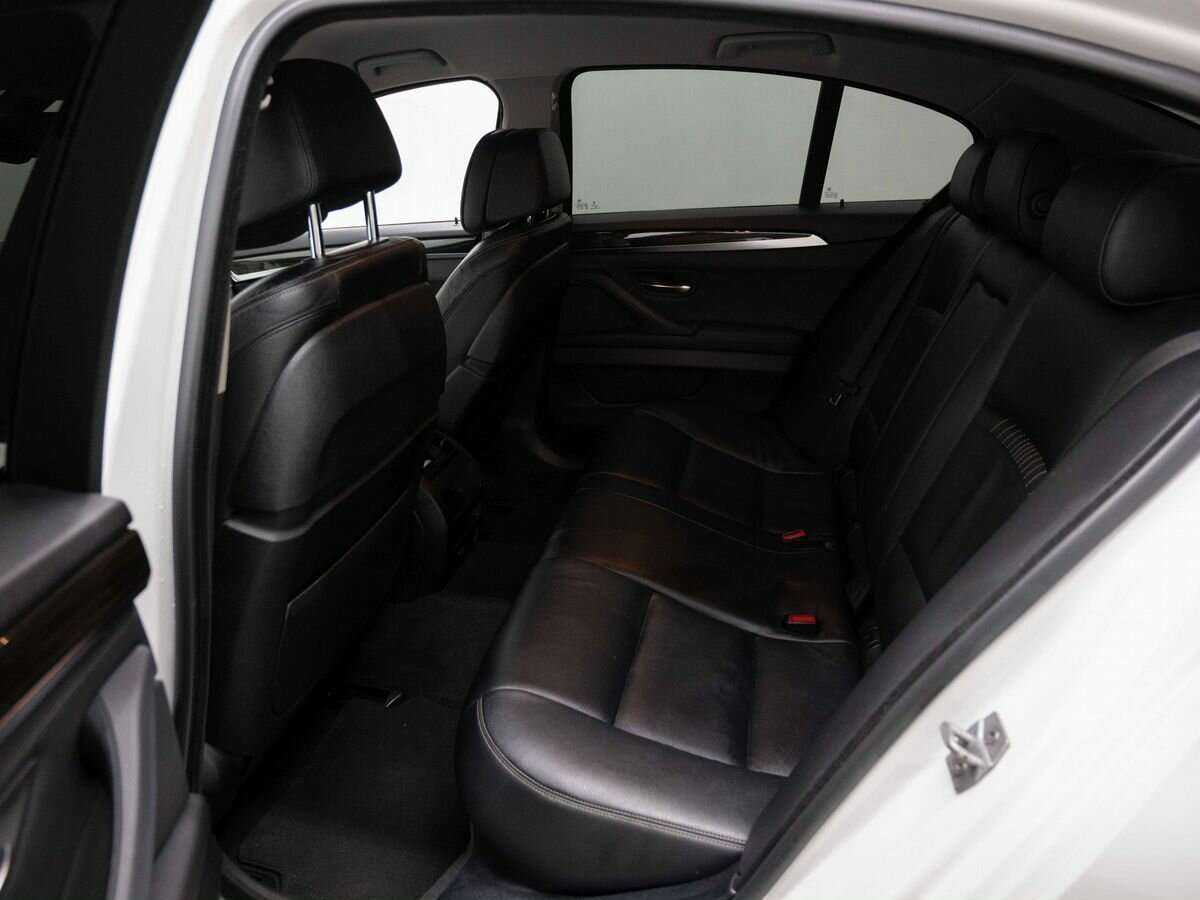 БМВ 5 серии б/у, 2016, Автоматическая. Фото: #8