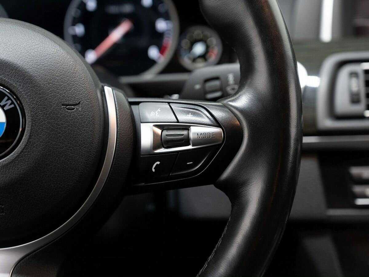 БМВ 5 серии б/у, 2016, Автоматическая. Фото: #16