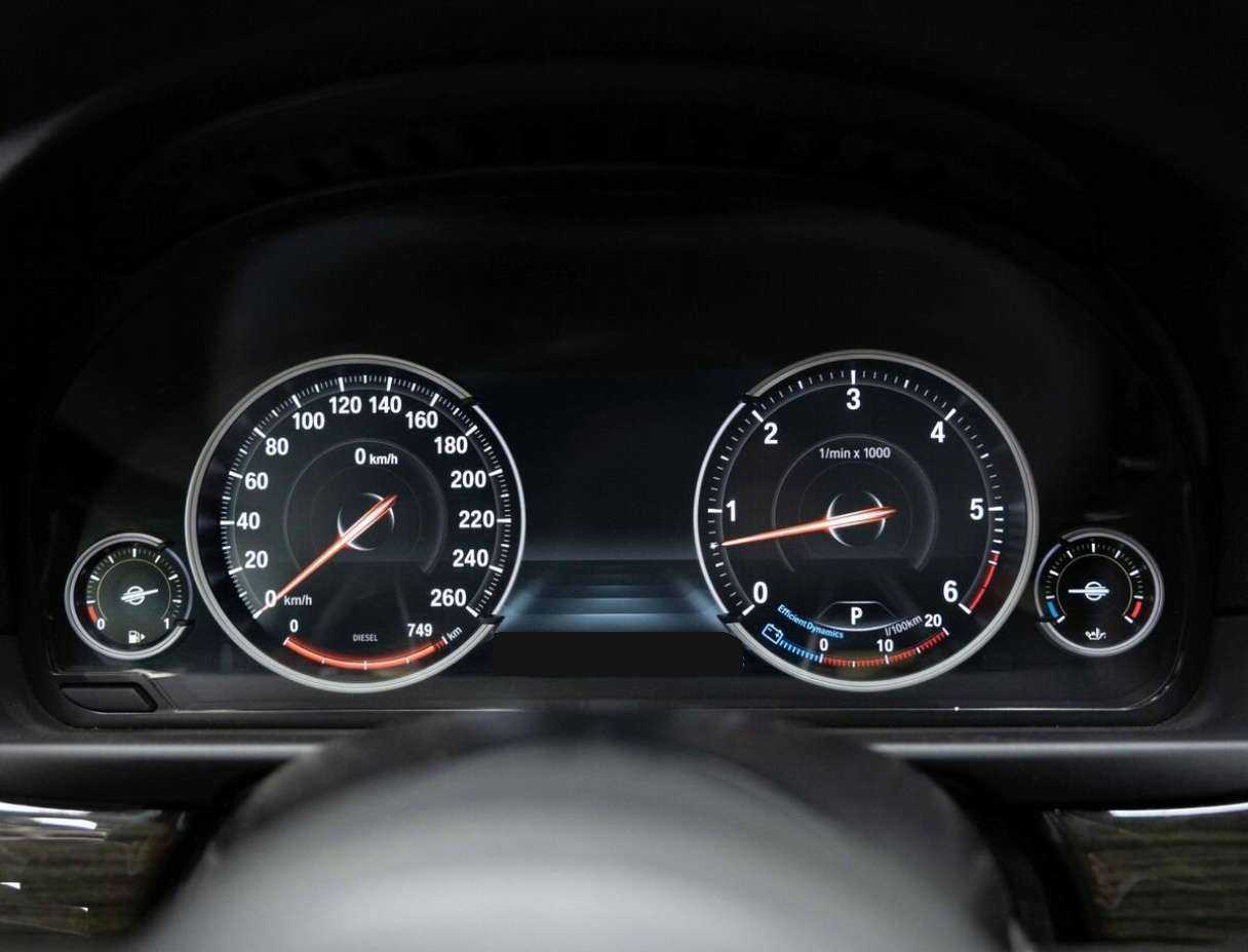 БМВ 5 серии б/у, 2016, Автоматическая. Фото: #17