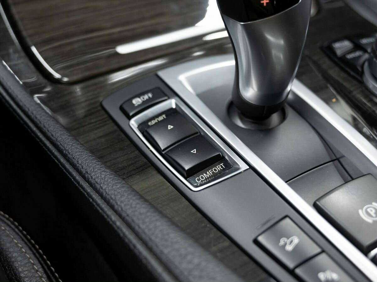 БМВ 5 серии б/у, 2016, Автоматическая. Фото: #24