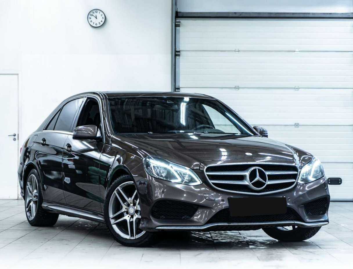 Мерседес-Бенц Е-Класс б/у, 2013, Автоматическая. Фото: #1