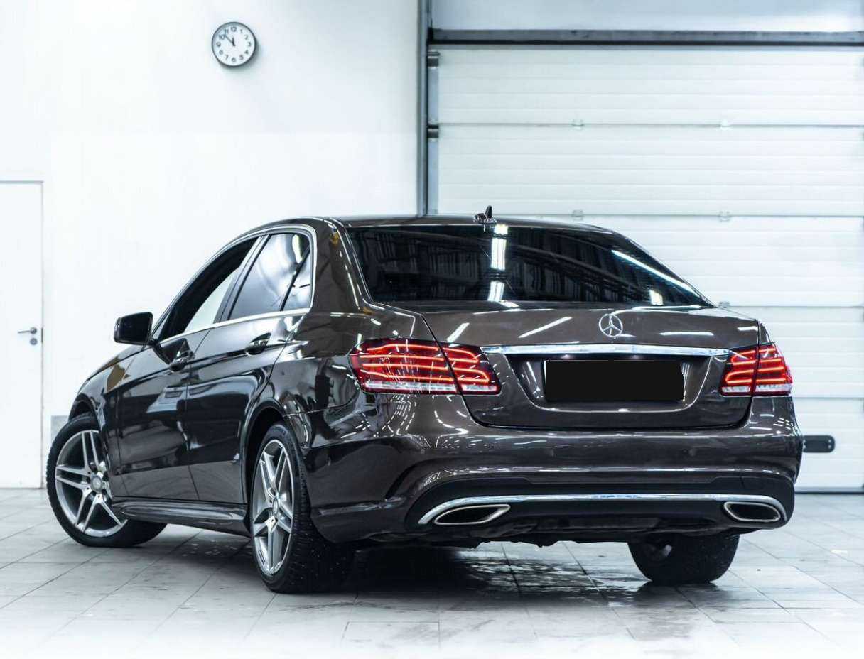 Мерседес-Бенц Е-Класс б/у, 2013, Автоматическая. Фото: #3