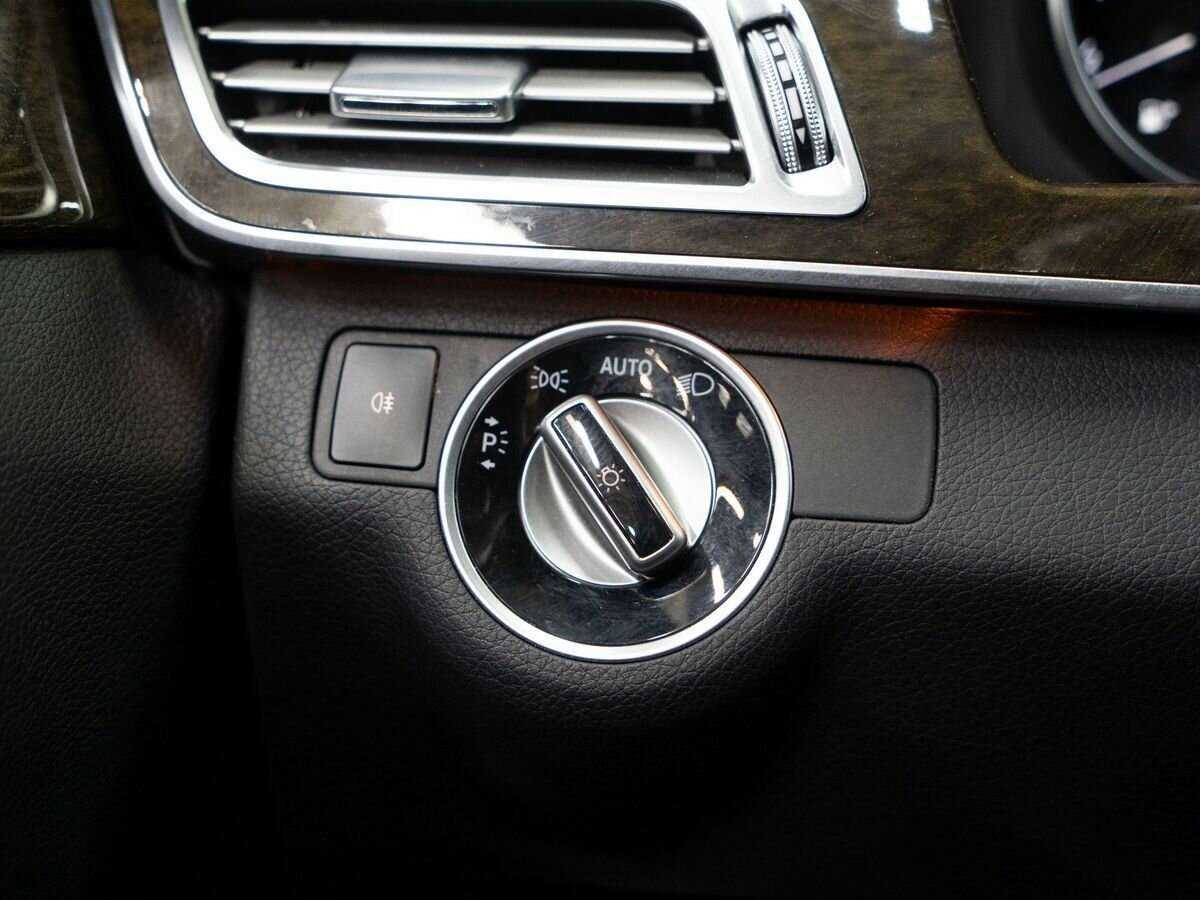 Мерседес-Бенц Е-Класс б/у, 2013, Автоматическая. Фото: #15