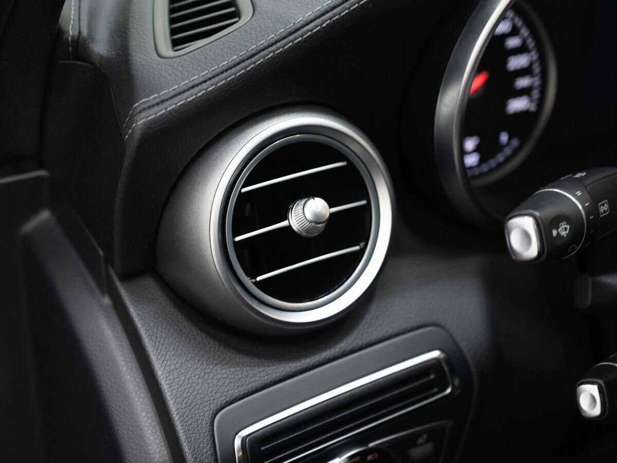 Мерседес-Бенц Ц-Класс б/у, 2015, Автоматическая. Фото: #19