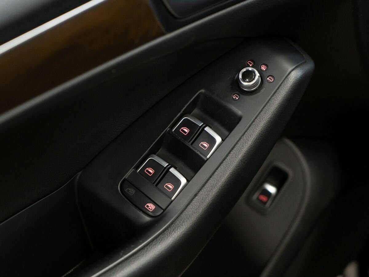 Ауди К5 б/у, 2012, Роботизированная. Фото: #11